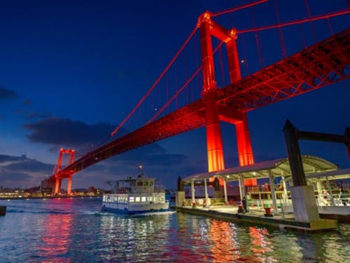 戸畑からみた若松への渡船