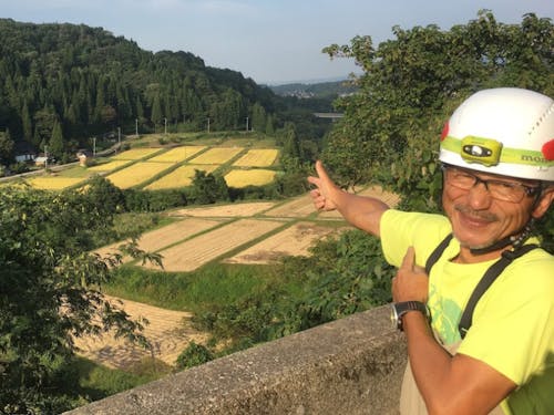 里山で取り組む無農薬で作る田んぼ郡