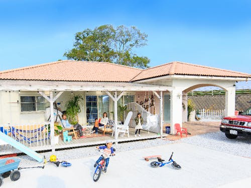 当日はとてもおしゃれなこの家を見学しますよ〜!!!!