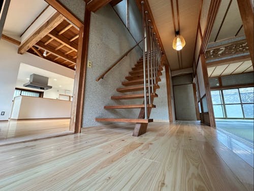 古民家の良き古さも残しつつ