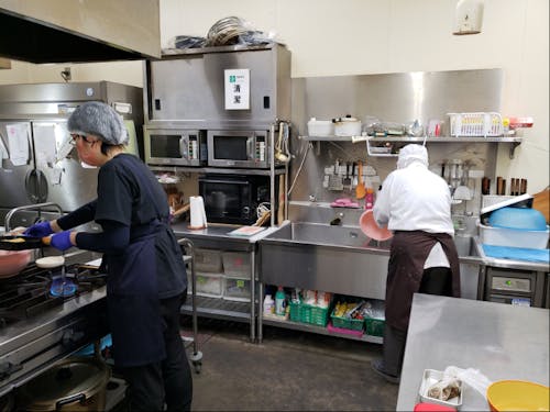 店舗調理場の様子