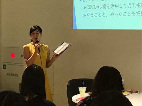 ワークショップで人生の優先順位の付け方を講演しています