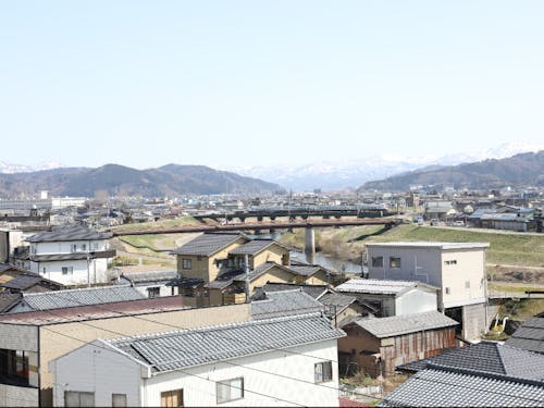 三条市のまちなかは買い物施設、飲食店等多数存在