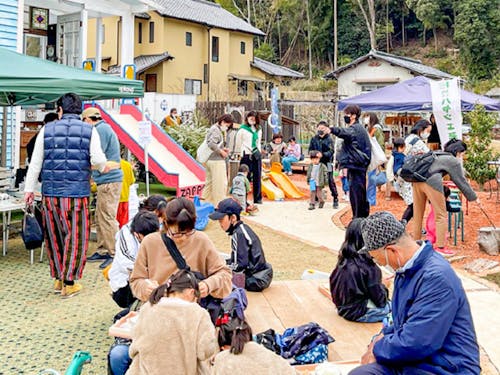 「桜山公園」や「ザッパ村」でマルシェやイベントを毎月開催。「人が集まる仕掛け」をいつも考えているんだとか