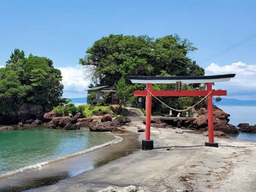 人気スポットの「荒平天神」にも行きますよ