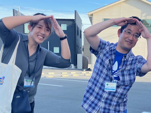 左：市職員　右：移住相談員