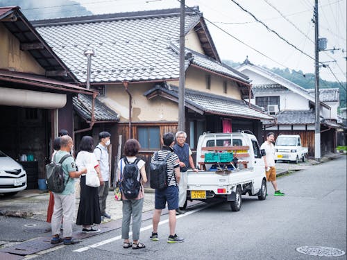 旅の道中で偶然出会った地域の方と