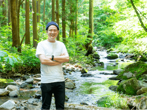 移住交流支援センターの松田さん。協力隊OBであり起業家でもある。