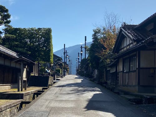 今なお残る古き良き街並み