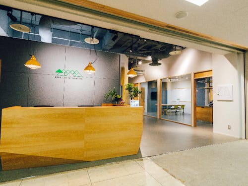 ワークラボ八ヶ岳の受付、コミュニティスタッフの活動拠点です