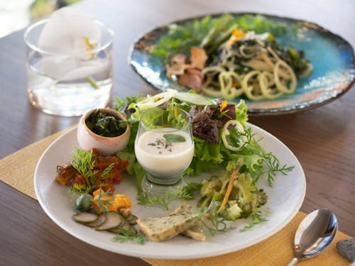 2022年にオープンした、オーガニックレストランmujaqui(むじゃき)