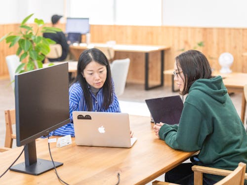 シェアオフィスメンバーに入っていただくと企画やイベントのコラボをしたり、ワークスペースもご利用できます(ドロップイン利用も可能です)