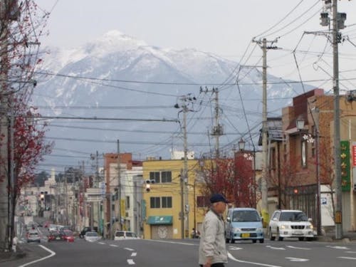 まちなかから見える岩木山