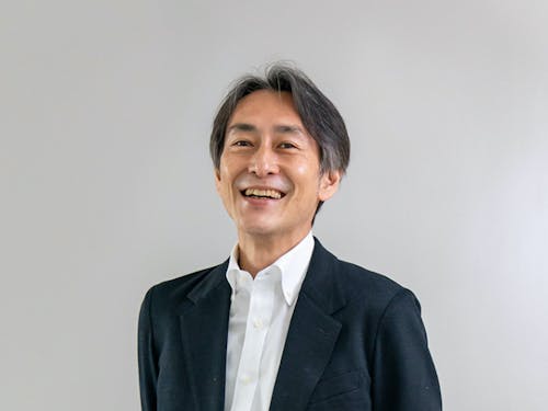 坂倉杏介(さかくら・きょうすけ)先生