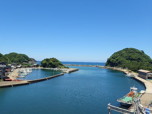CMのロケ地にもなった「川湊」竹野港