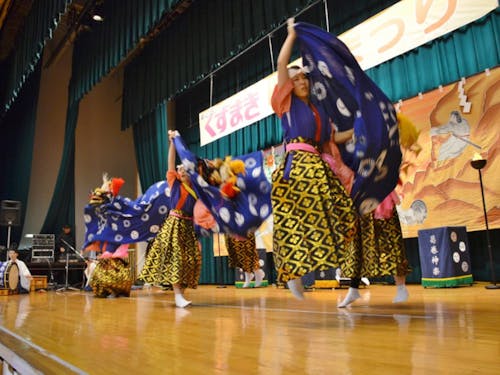 郷土色豊かな芸能は「くずまきファン」からも人気。