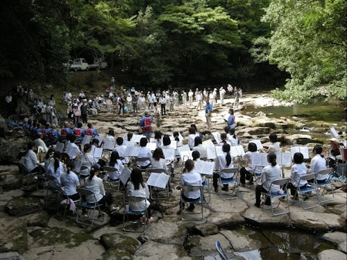 第1回目「畳ヶ淵」での龍のツアー 山口県立大学吹奏楽団の皆さん