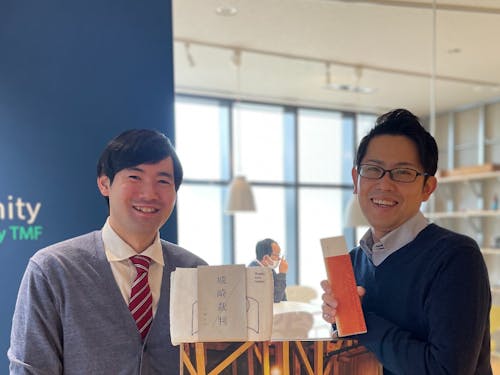 ③城崎振興局の今津さん(左)、水谷さん(右)