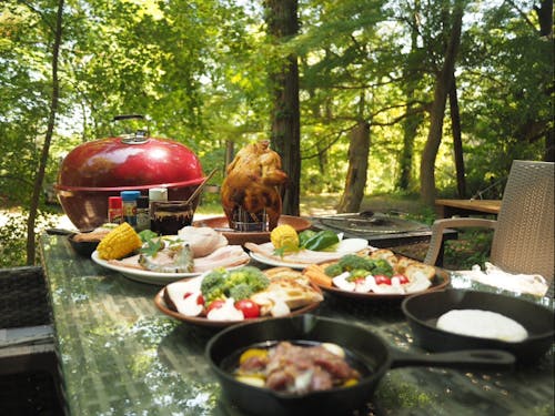 ランチは「Grow Garden Toriyama」で本格BBQ