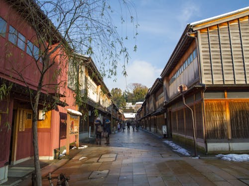 城下町の雰囲気が漂うひがし茶屋街