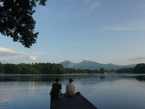 曽原湖のグリーン季の風景