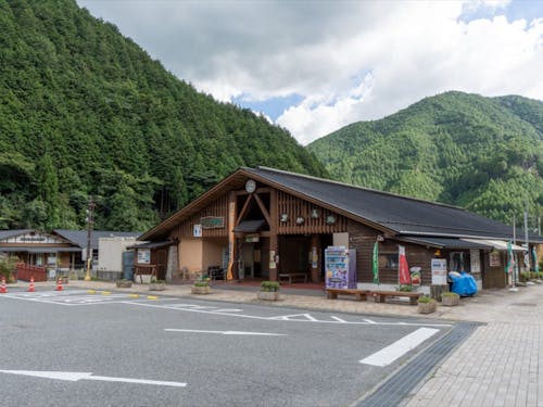 職場は道の駅に隣接しています