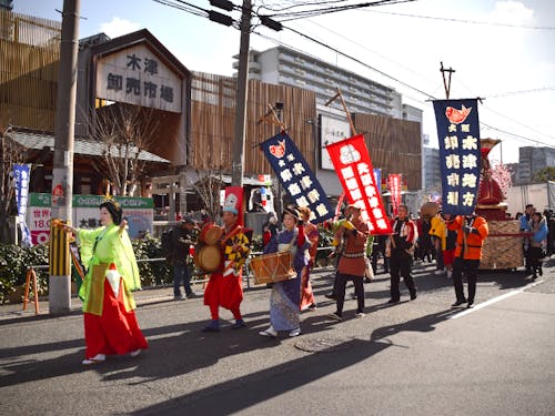 江戸時代から続く地域に根付く献鯛式。