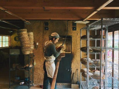 薪窯パン菊本で作るこだわりのパンは、直径30cm!