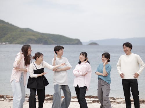 全国から100名以上の若者が島に集まり滞在しています!