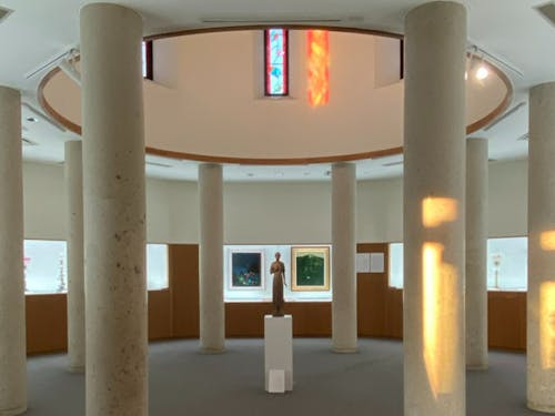 鷹山宇一記念美術館(ランプ館)