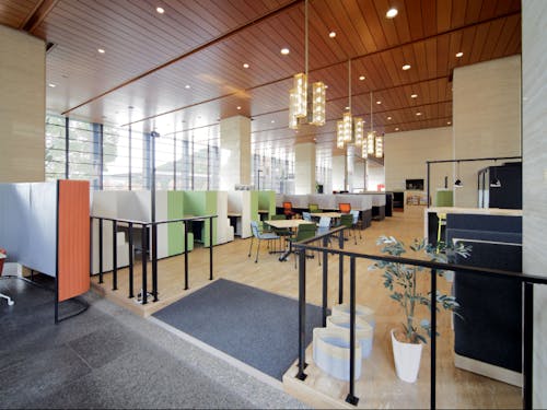 やまぐち創生テレワークオフィス「YY!SQUARE」