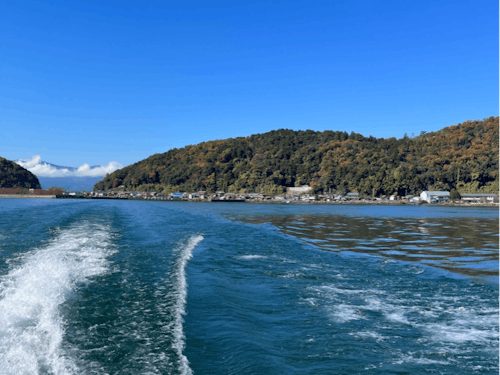 おきしま通船から見た沖島
