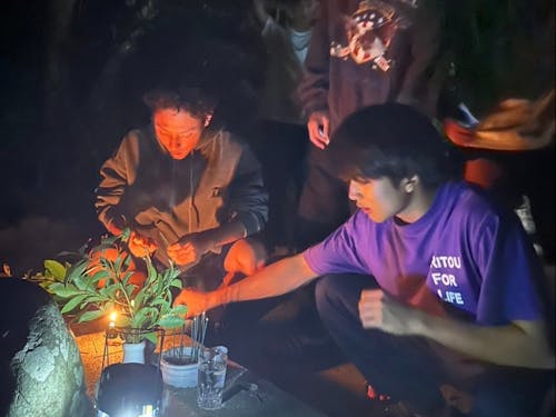 生徒たちと一緒に地域の行事に参加