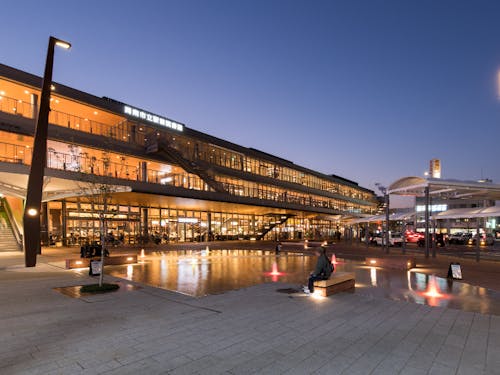 都会チックな市街地から車で30分ほどで大自然に飛び込める⁉︎