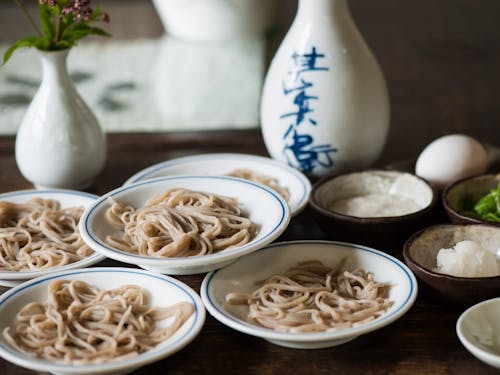 美しい出石焼で食べる皿そばは絶品です!