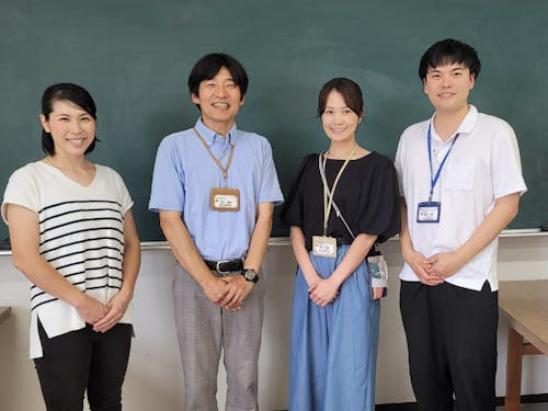 「ドーナツの会」のスタッフ