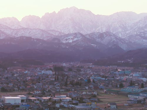 剱岳に抱かれた「かみいち暮らし」