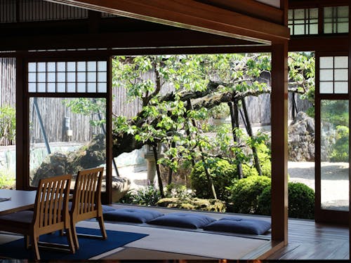 移住者交流会が開催された旧商人邸宅