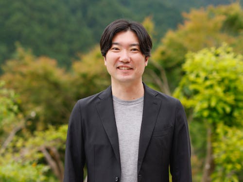 ホテル経営しながら、津市森林セラピー基地運営協議会の役員も務める中川さん