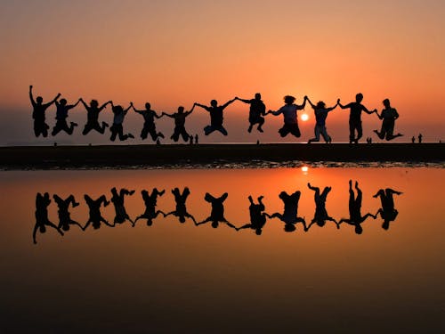 父母ヶ浜でジャンプ!