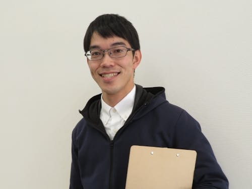 先輩移住者 新田涼平さん(愛媛県出身 移住コンシェルジュ)