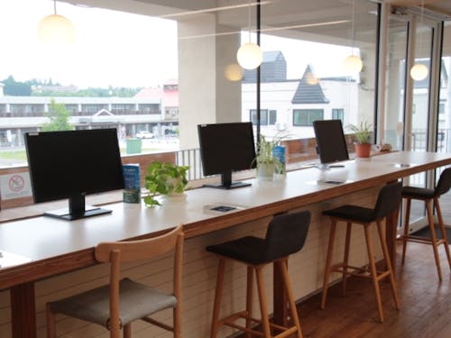 サテライトオフィス 丘のまち交流館「bi.yell」