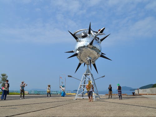 スター・アンガー(ヤノベケンジ/坂手港)