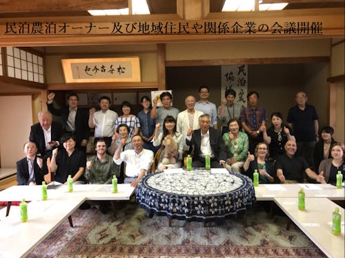 地域住民や関係企業との会議にも参加可能です。