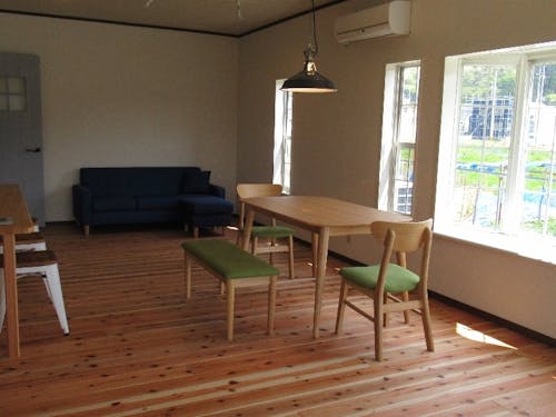 [黄舎」内の様子