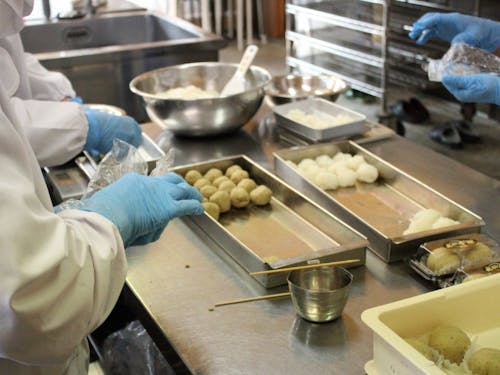 お菓子作りの様子