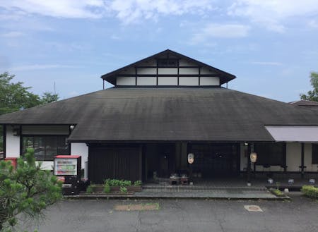 かや山の家の外装です。