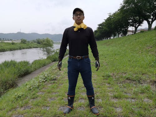 服装はこんなイメージです。