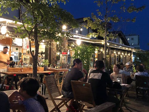 夜のビアテラス
