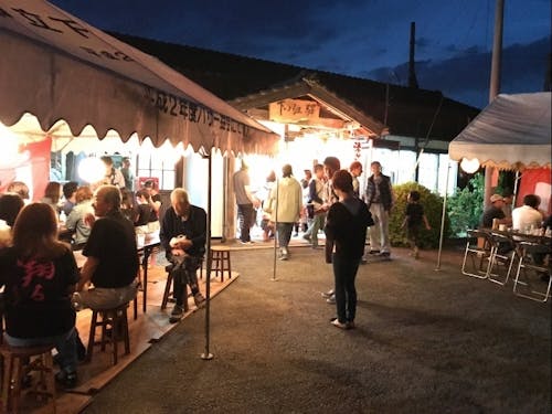 無人駅を活用した立ち飲み食堂